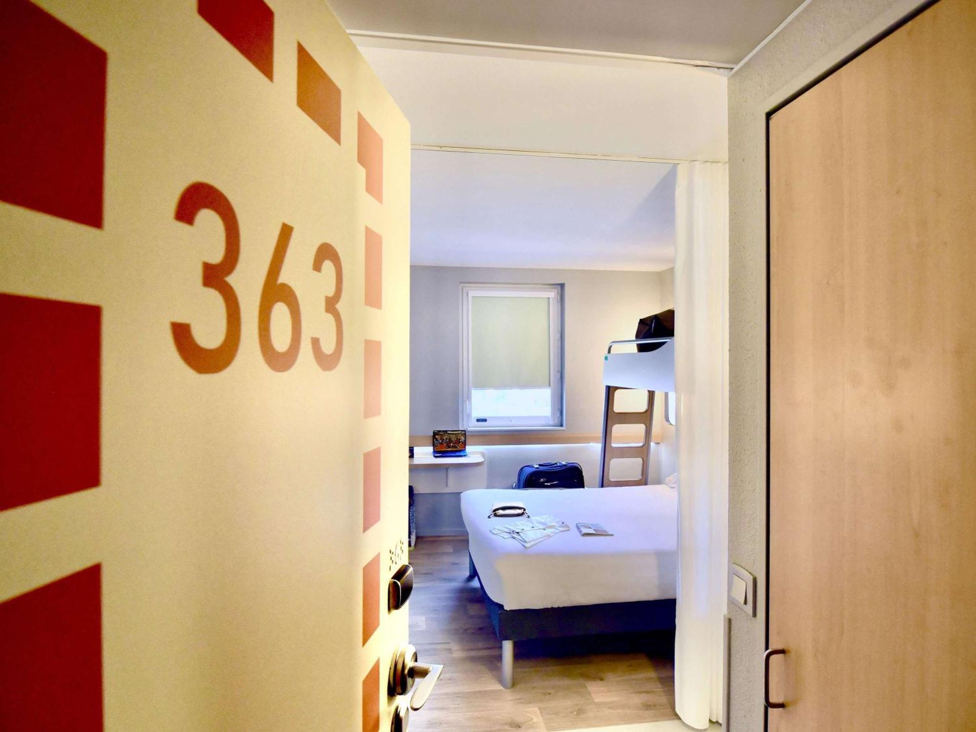 Ibis Budget Nantes Reze Aeroport Eksteriør bilde